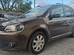 Braun Gebraucht 2012 VW Touran Match Van / Kleinbus | 6.999 € (Fairer Preis)