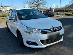 Weiß Gebraucht 2014 Citroën C4 Limousine | 3.550 € (Fairer Preis)