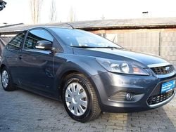 Grau Gebraucht 2008 Ford Focus Titanium Kleinwagen | 1.990 € (Guter Preis)