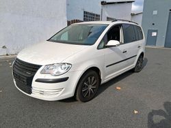 Weiß Gebraucht 2008 VW Touran Van / Kleinbus | 3.300 € (Superpreis)