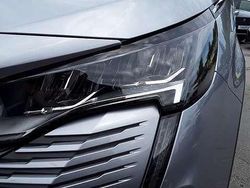 Silber metallic Gebraucht 2023 Peugeot 3008 Active | 23.680 € (Superpreis)