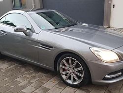Grau Gebraucht 2012 Mercedes SLK200 Cabrio | 11.900 €
