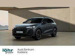 Grau Neu 2025 Audi Q5 Sport SUV | 76.480 € (Etwas zu teuer)