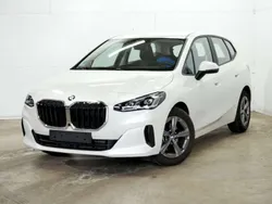 Weiß Gebraucht 2024 BMW 218 Van / Kleinbus | 27.680 € (Guter Preis)