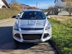 Silber Gebraucht 2015 Ford Kuga Titanium SUV | 10.990 € (Fairer Preis)