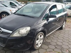 Saphirschwarz mi2 Gebraucht 2009 Opel Zafira Edition Van / Kleinbus | 2.000 € (Superpreis)