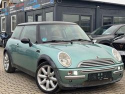 Grün Gebraucht 2002 Mini Cooper Kleinwagen | 1.790 € (Etwas zu teuer)