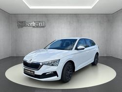 Weiß Gebraucht 2020 Skoda Scala Style Kleinwagen | 17.990 € (Etwas zu teuer)