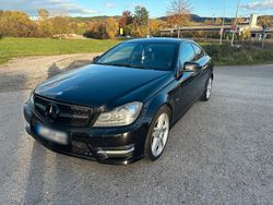 Schwarz Gebraucht 2011 Mercedes C220 AMG line Coupé | 7.499 € (Fairer Preis)