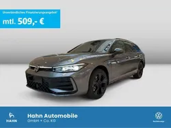Grau Neu 2025 VW Passat R-line Kombi | 56.295 € (Fairer Preis)