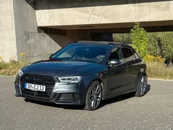 Grau Gebraucht 2020 Audi A3 Sportback S-Line Limousine | 21.990 € (Guter Preis)