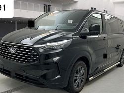 Schwarz Gebraucht 2024 Ford Tourneo Titanium Van / Kleinbus | 40.750 € (Superpreis)