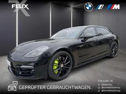 Tiefschwarz metallic Gebraucht 2018 Porsche Panamera S E-Hybrid Sport Turismo Limousine | 65.880 € (Fairer Preis)