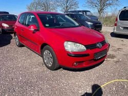 Tornadorot Gebraucht 2004 VW Golf IV Trendline Kleinwagen | 1.290 € (Guter Preis)