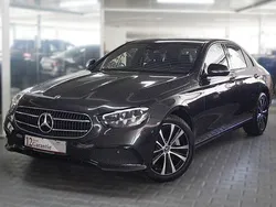 Grau Gebraucht 2021 Mercedes E400 Night Limousine | 44.990 €