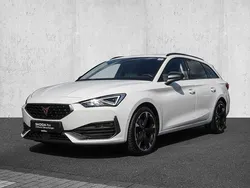 Weiß Gebraucht 2024 Cupra Leon Kombi | 28.590 € (Fairer Preis)