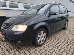 Schwarz Gebraucht 2005 VW Touran Highline Van / Kleinbus | 1.850 € (Etwas zu teuer)
