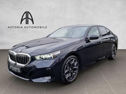 Schwarz Gebraucht 2024 BMW 520 M Sport Limousine | 55.990 € (Fairer Preis)