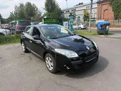 Schwarz Gebraucht 2011 Renault Mégane III Authentique Limousine | 3.300 € (Fairer Preis)