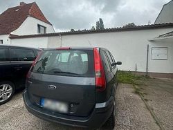 Grau Gebraucht 2004 Ford Fusion Kleinwagen | 950 €