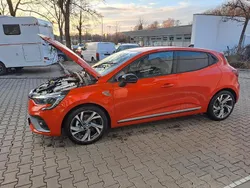 Orange Gebraucht 2022 Renault Clio V Kleinwagen | 22.222 €