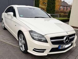 Weiß Gebraucht 2011 Mercedes CLS350 Edition 1 Coupé | 14.000 € (Fairer Preis)