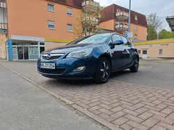 Blau Gebraucht 2010 Opel Astra Limousine | 4.829 € (Fairer Preis)