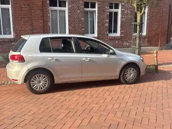 Gold Gebraucht 2010 VW Golf VI Trendline Limousine | 4.999 € (Superpreis)