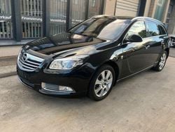 Schwarz Gebraucht 2011 Opel Insignia Innovation Kombi | 6.998 € (Etwas zu teuer)