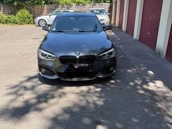 Grau Gebraucht 2016 BMW 120 Shadowline Kleinwagen | 17.000 € (Fairer Preis)