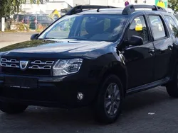 Schwarz Gebraucht 2017 Dacia Duster Lauréate SUV | 7.850 € (Superpreis)