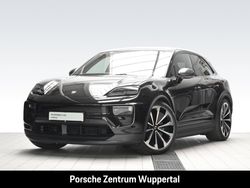 Schwarz Gebraucht 2022 Porsche Macan SUV | 111.100 € (Teuer)
