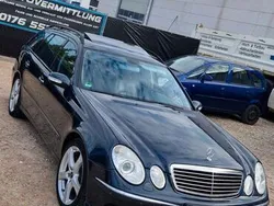 Mercedes E320