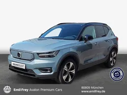 Grau thunder grey metallic Gebraucht 2021 Volvo XC40 R-Design SUV | 31.890 € (Superpreis)