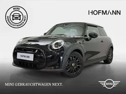 Midnight black metallic Gebraucht 2022 Mini Cooper SE Classic Kleinwagen | 19.637 € (Fairer Preis)