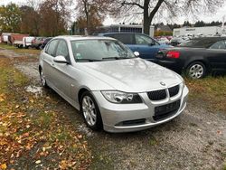 Silber Gebraucht 2005 BMW 325 Sport Line Limousine | 1.990 € (Superpreis)