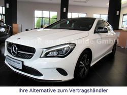 Weiß Gebraucht 2017 Mercedes CLA200 AMG Limousine | 16.990 € (Superpreis)