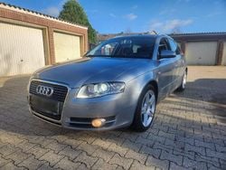 Grau Gebraucht 2007 Audi A4 Kombi | 3.899 € (Fairer Preis)