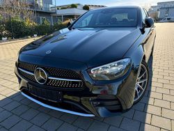 Schwarz Gebraucht 2022 Mercedes E220 AMG Limousine | 38.980 € (Fairer Preis)