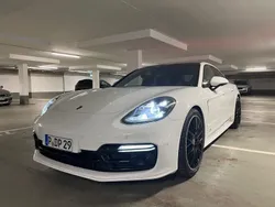 Weiß Gebraucht 2018 Porsche Panamera GTS Sport Limousine | 79.999 €