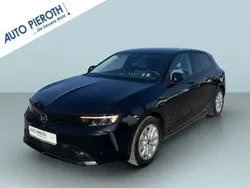 Schwarz Gebraucht 2023 Opel Astra Elegance Limousine | 21.350 € (Fairer Preis)