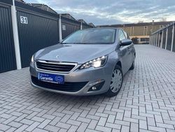 Grau Gebraucht 2016 Peugeot 308 Allure Kleinwagen | 7.990 € (Guter Preis)