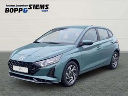 Mangrove green Neu 2025 Hyundai i20 Trend Limousine | 22.460 € (Fairer Preis)
