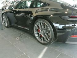 Gebraucht 2025 Porsche 992 Coupé | 153.555 €