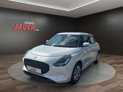 Pure white pearl Neu 2025 Suzuki Swift Club Kleinwagen | 19.990 €
