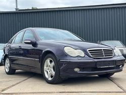 Blau Gebraucht 2003 Mercedes C320 Limousine | 2.560 € (Fairer Preis)