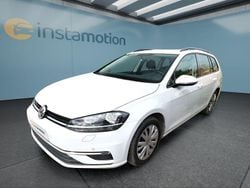 Weiß Gebraucht 2019 VW Golf VII Kombi | 14.399 € (Fairer Preis)