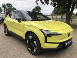 Moss yellow Gebraucht 2023 Volvo EX30 Ultra SUV | 32.461 € (Teuer)