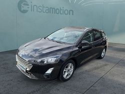 Schwarz Gebraucht 2022 Ford Focus Cool & Connect Kombi | 20.640 € (Guter Preis)