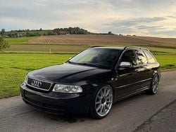 Schwarz Gebraucht 2001 Audi S4 Kombi | 21.399 € (Fairer Preis)